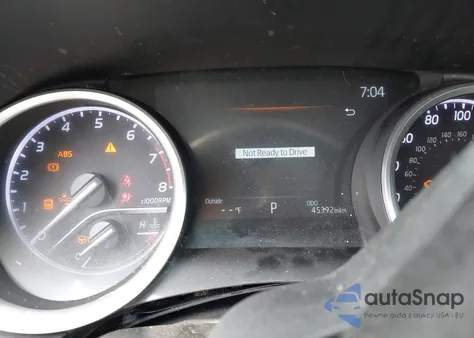 2023 Toyota Camry Le z USA, uszkodzony, nr VIN 4T1C11BK6PU106532